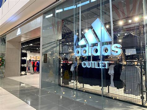 fotos de adidas outlet store tlalnepantla de baz